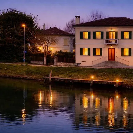 Veneta Facing The Brenta River, 30 Minutes From Venice Villa Dolo